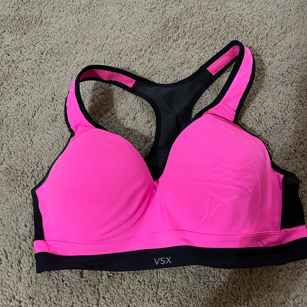 Victoria’s Secret bra size 36D brand new with no tag